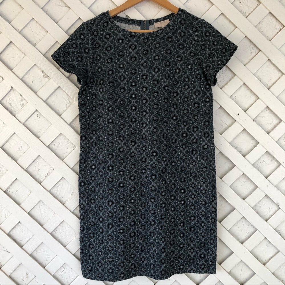 LOFT OUTLET Petites Ann Taylor Loft Geometric Jacquard Sheath Dress